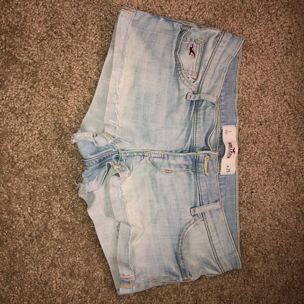 size 1 Hollister shorts